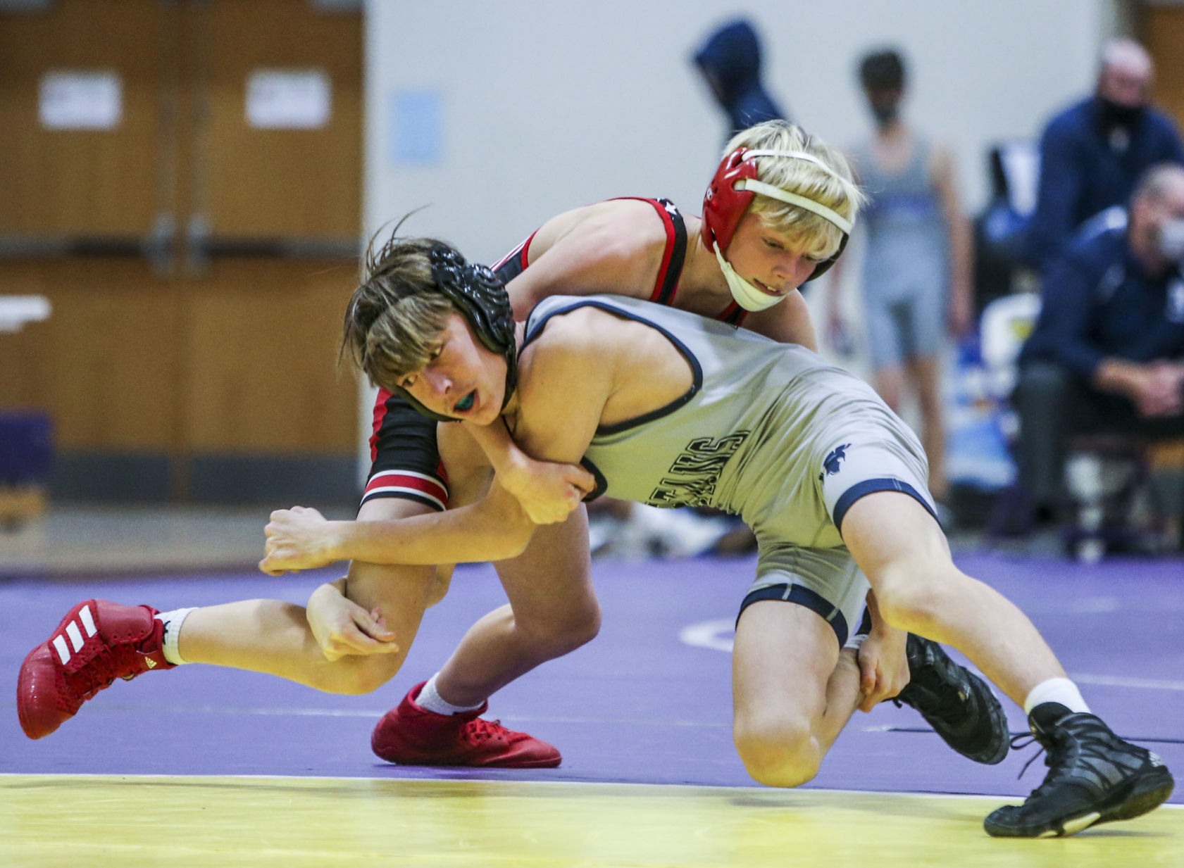 121020-qc-spt-mac wrestling-08.JPG